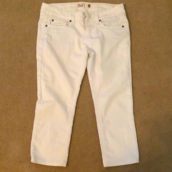 SO Denim - White SO junior size 7 capris jeans